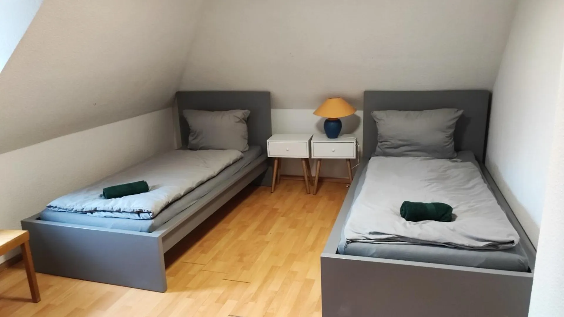 Casa de Férias Zentrales Grosses Monteurhaus Bei Wuerzburg Vila Veitshöchheim